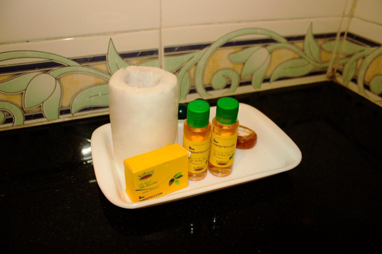 Fabhotel Quest - Nr Quest Mall Calcutta  Esterno foto